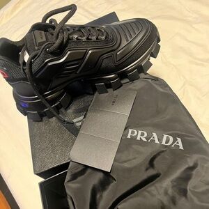 I’m selling Prada cloudbust thunder slightly worn